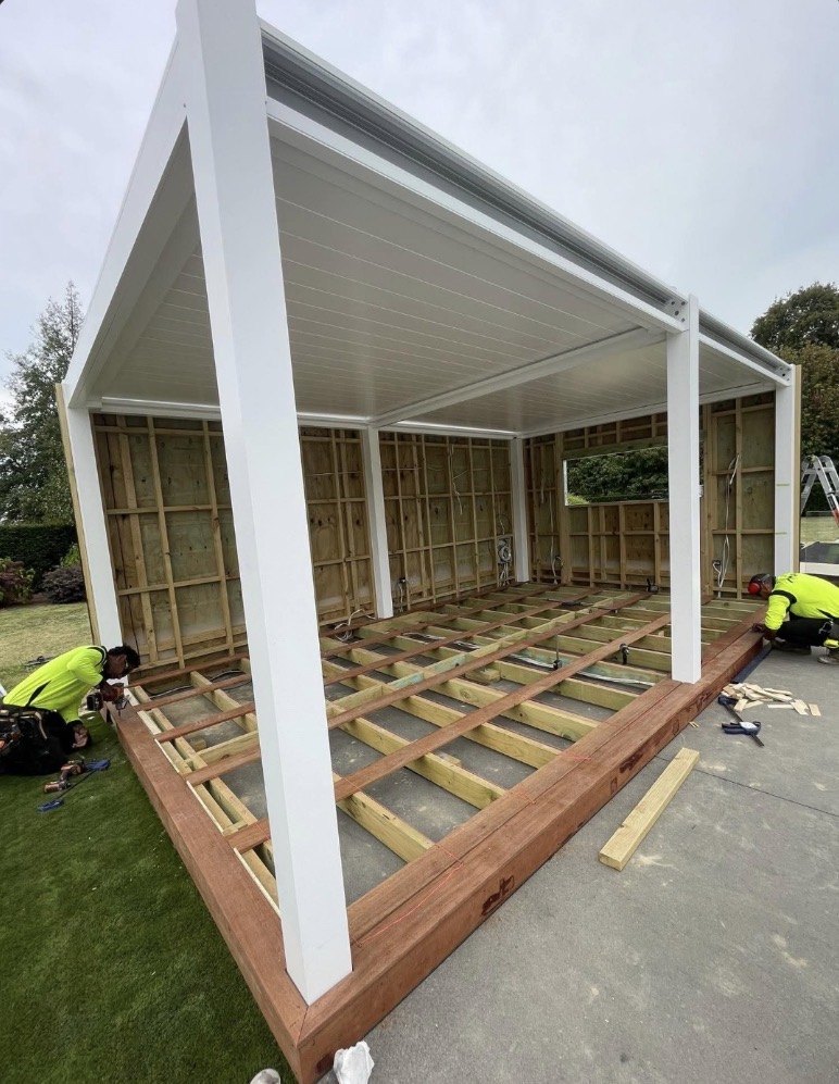 Setting out the timber decking and perimeter boards.